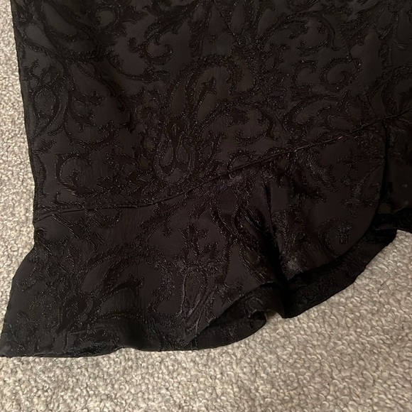 Bebe black 2 piece skirt & suit jacket size 4 🖤 - Picture 17 of 17